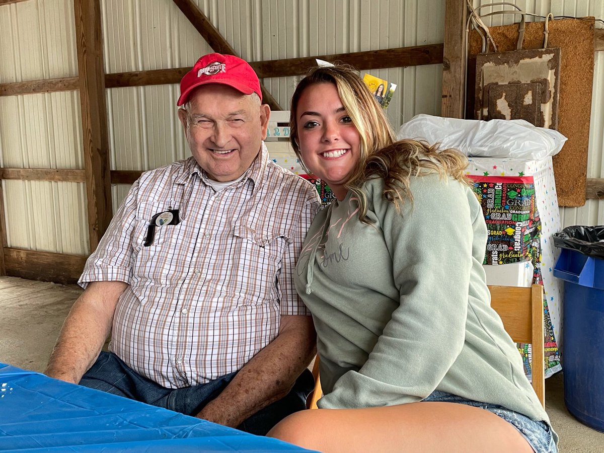 sydneydaniel185's tweet photo. Blessed to have loved my great grandpa for 22 years.. rest easy grandpa🤍 I love you more https://t.co/65GmHr8SJV