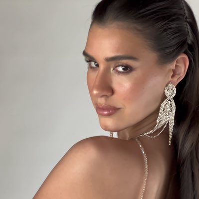 juliana_ea's tweet photo. #NewProfilePic https://t.co/ApoYajlKGz