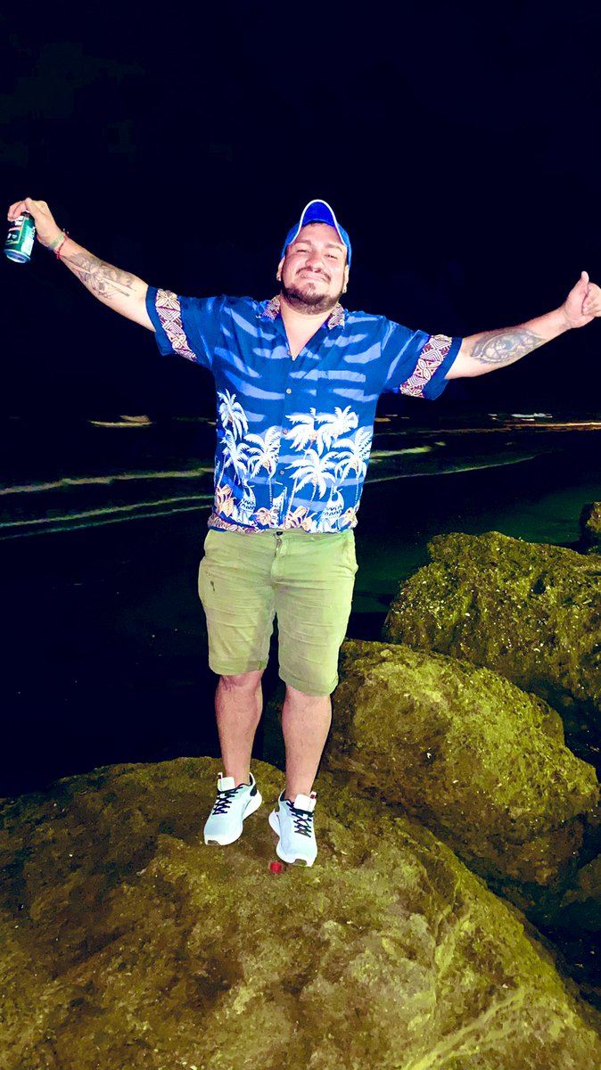 Arcaya77's tweet photo. Piedra larga es Otra Montañita🍺⚡️😬
#FeriadoAzul🤙🏻 https://t.co/CJuhmdjWLZ
