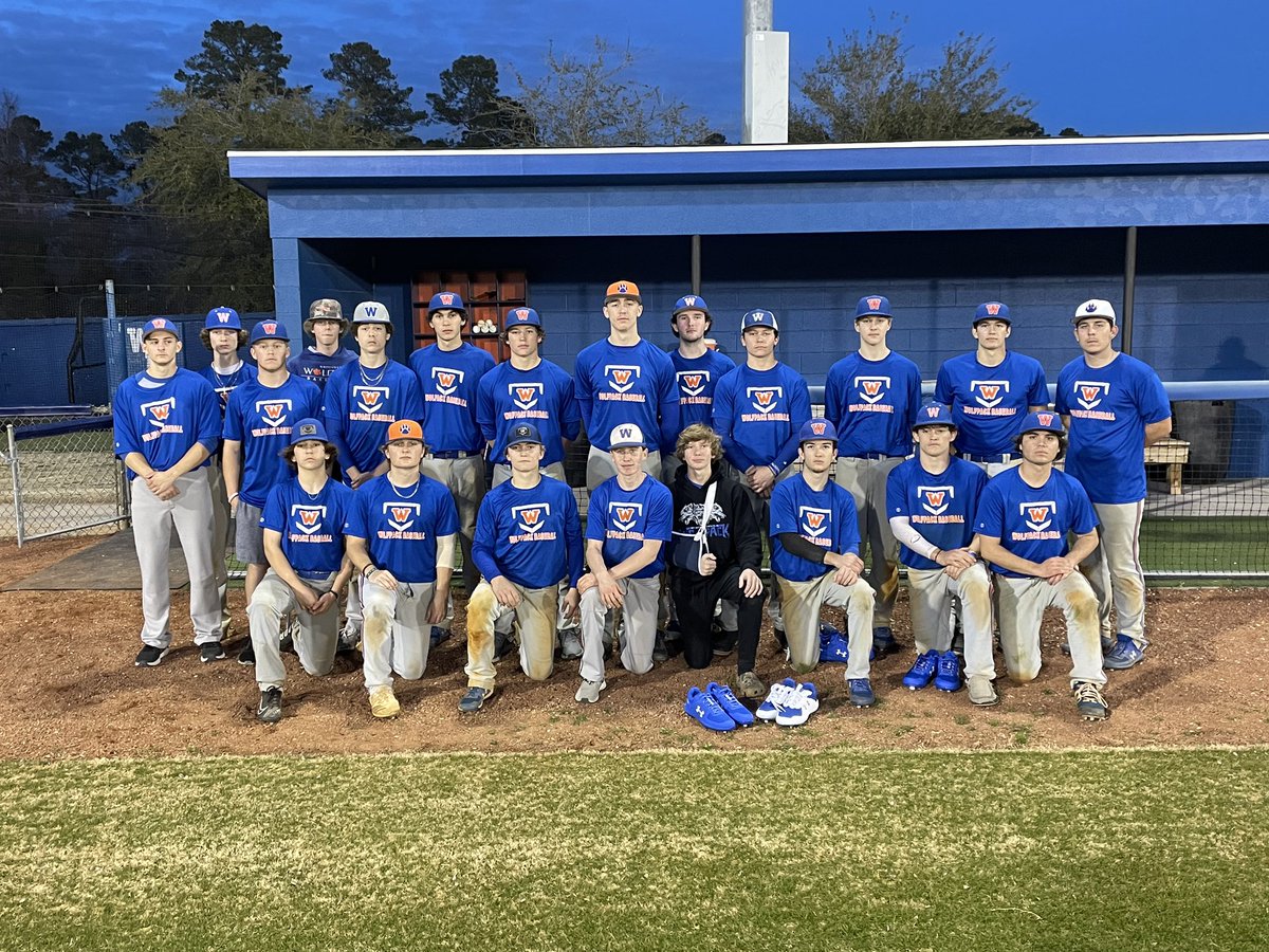 WHSDiamondBB's tweet photo. OPENING WEEK     IS HERE😎😎😎
  🔶First Up🔷
We would like to give a Shout out to @Mgore181 for again giving back to his alma matter and outfitting this year’s Varsity team with @UnderArmour baseball cleats!! THANKS FOR EVERYTHING, 1
#PackPride
#BigLefty
@Padres 
#RememberYour https://t.co/Jm3o6GkuVJ
