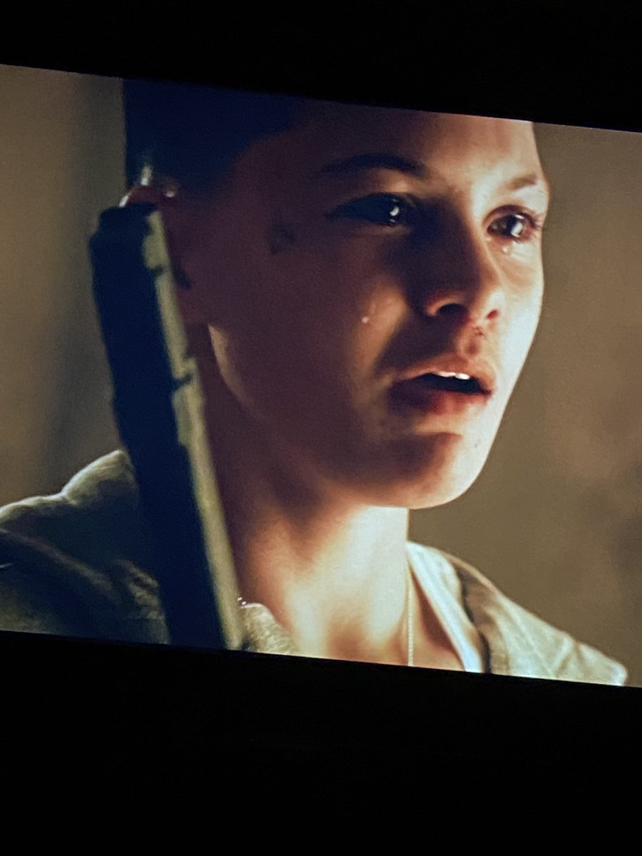 Ashtray shedding a tear BROKE ME. IM BROKEN 😭😭 #Euphoria