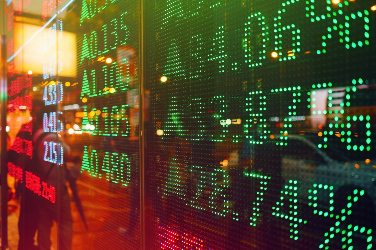 CFAinstitute's tweet image. New research shows that Chinese firms with tighter #financialconstraints tend to raise longer-term debt. What impact does this have on their investments? #ARXCFAInstitute cfainst.is/35nXL4N