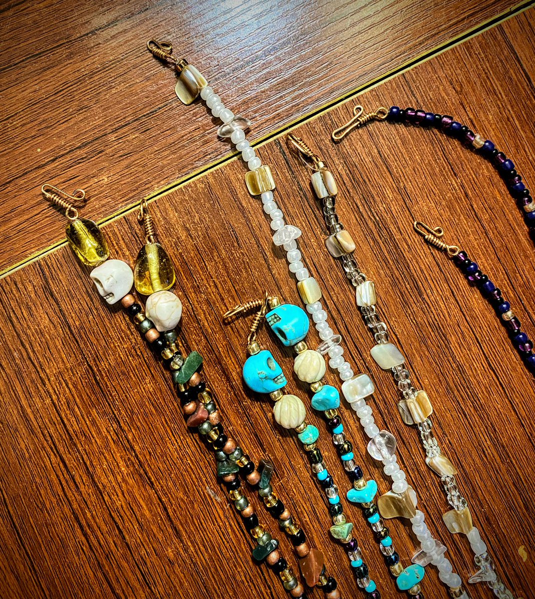 rainebela1's tweet photo. So I made myself some waist beads and I’m in love with them!! I know that they are used for many reasons and I have my reasons. But I truly love how they make me feel when I wear them!! 
 #blackart #artist #selftaught  #design #illustration #jewelry #waistbeads #spirituality https://t.co/Y9oQ3JN3zy