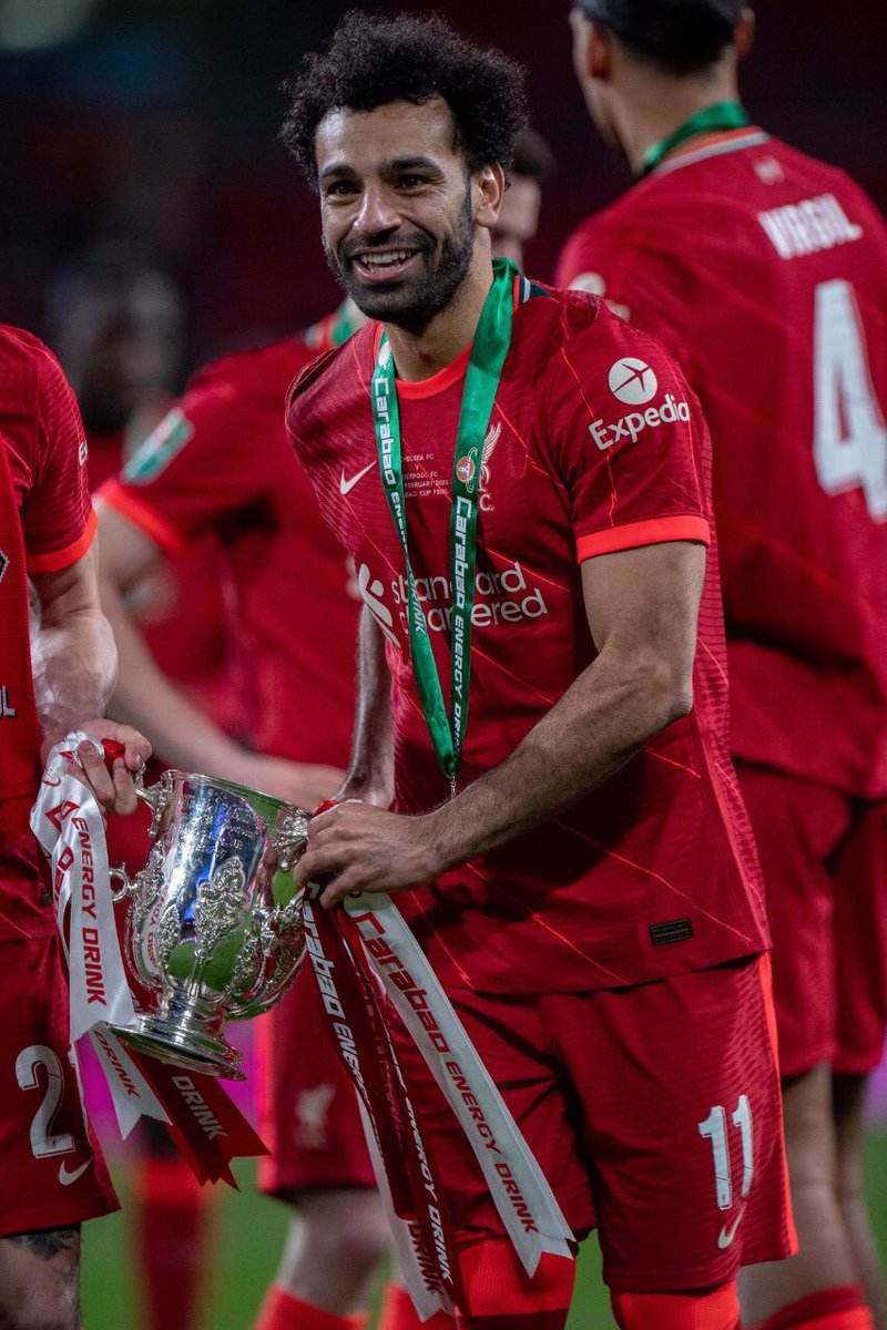 محمد صلاح مع كأس كارباو ❤️🏆