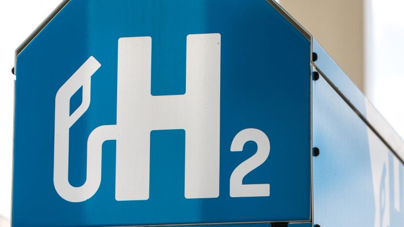 EUSysFlex (@eusysflex) on Twitter photo “Poland is the 3rd in Europe and 5th in the world in the production of hydrogen”, announced Deputy Minister <a href="/Ireneusz_Zyska/">Ireneusz Zyska</a>. But does #hydrogen have a chance to become a dominant energy source in Polish conditions?
Read more at: eu-sysflex.com/hydrogen-in-po… “Poland is the 3rd in Europe and 5th in the world in the production of hydrogen”, announced Deputy Minister <a href="/Ireneusz_Zyska/">Ireneusz Zyska</a>. But does #hydrogen have a chance to become a dominant energy source in Polish conditions?
Read more at: eu-sysflex.com/hydrogen-in-po…