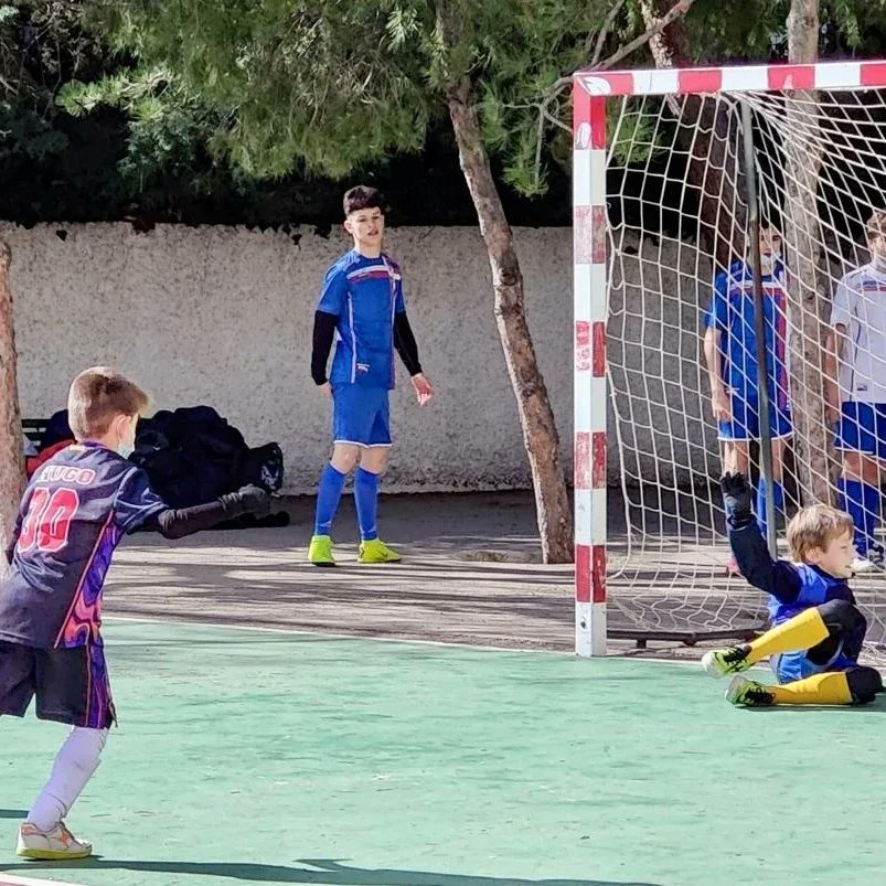 oldSchoolBasket's tweet photo. ⚽️ Fútbol Sala Iniciación:
Rosa Molas OSB 4 - 11 La Salle Montemolín
#Rosamolas #oldschoolfootball #letsgoldschool #oldschoolfamily #oldschoolspirit https://t.co/PvALhknZ63