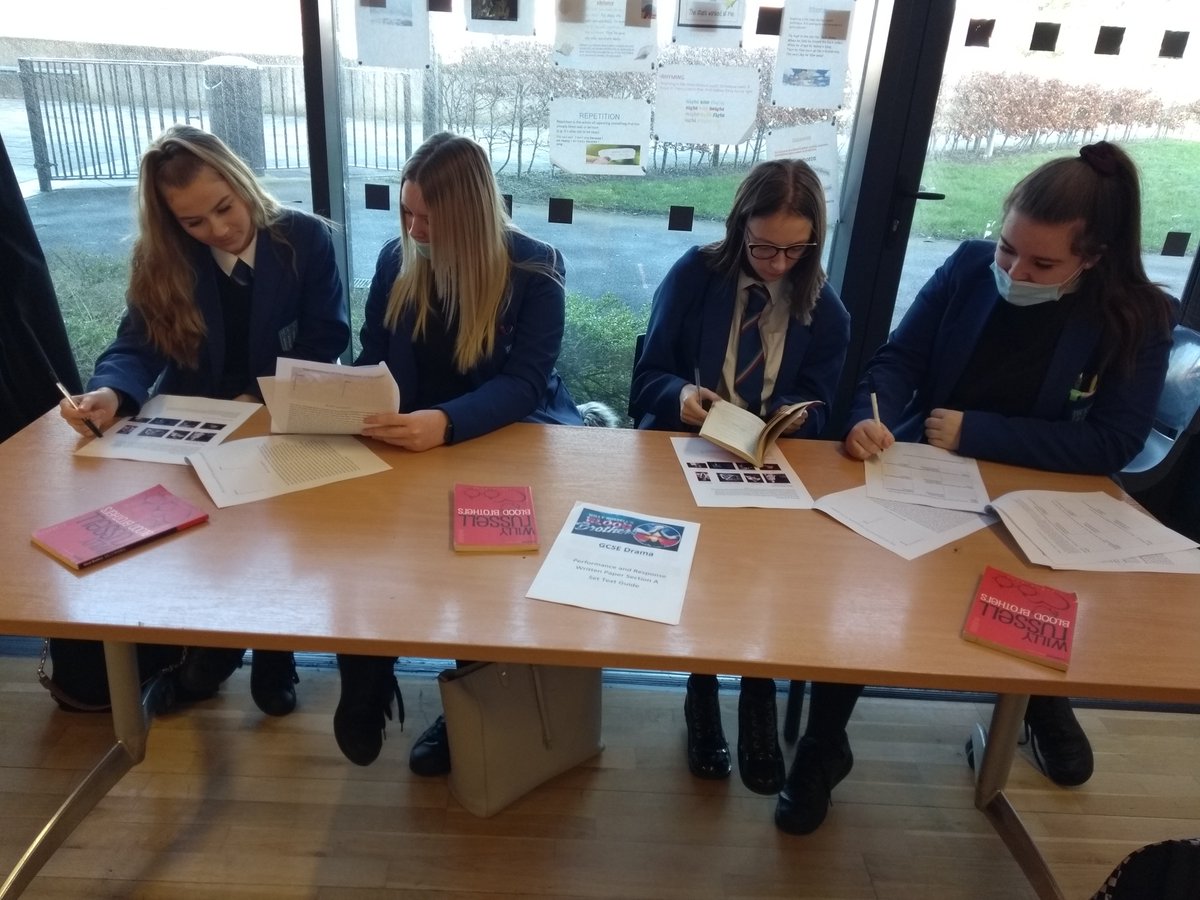 HighfieldLA's tweet photo. On Wednesday, GCSE Drama pupils had a very enjoyable visit to the Palace Theatre, Manchester to watch Blood Brothers. In class, they've enjoyed sharing their thoughts about the performance. It has benefitted their understanding of the play immensely. https://t.co/0P50I6nNvv