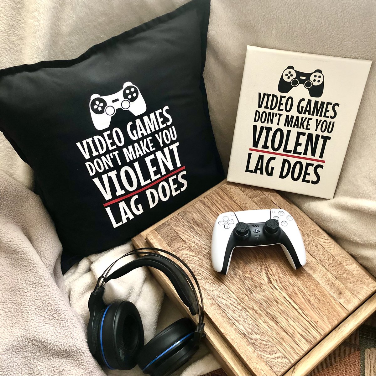 ssammygirl1's tweet photo. Because I married a #gamer and I make things ☺️ #craftybitch https://t.co/iSGvcfxo1v