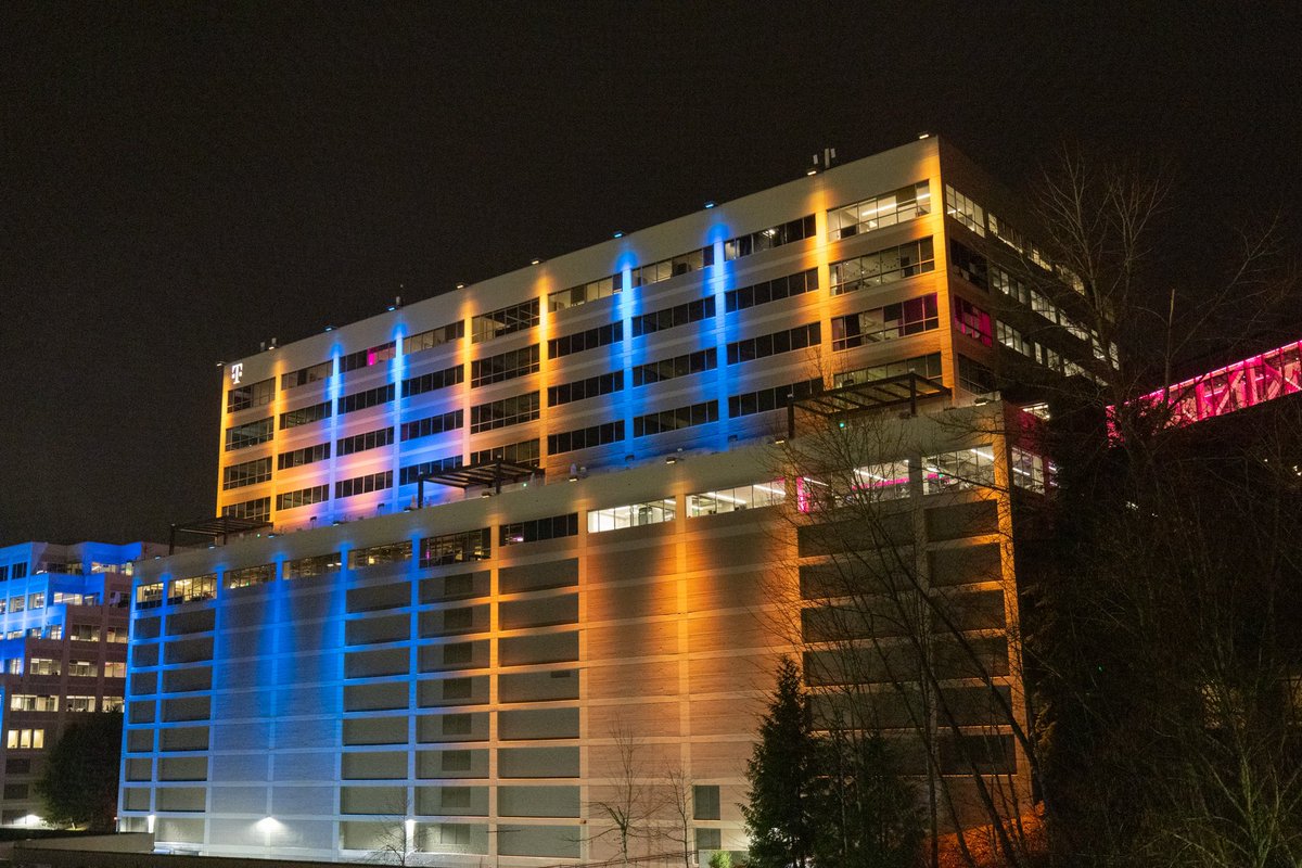 Mike Sievert tweet media