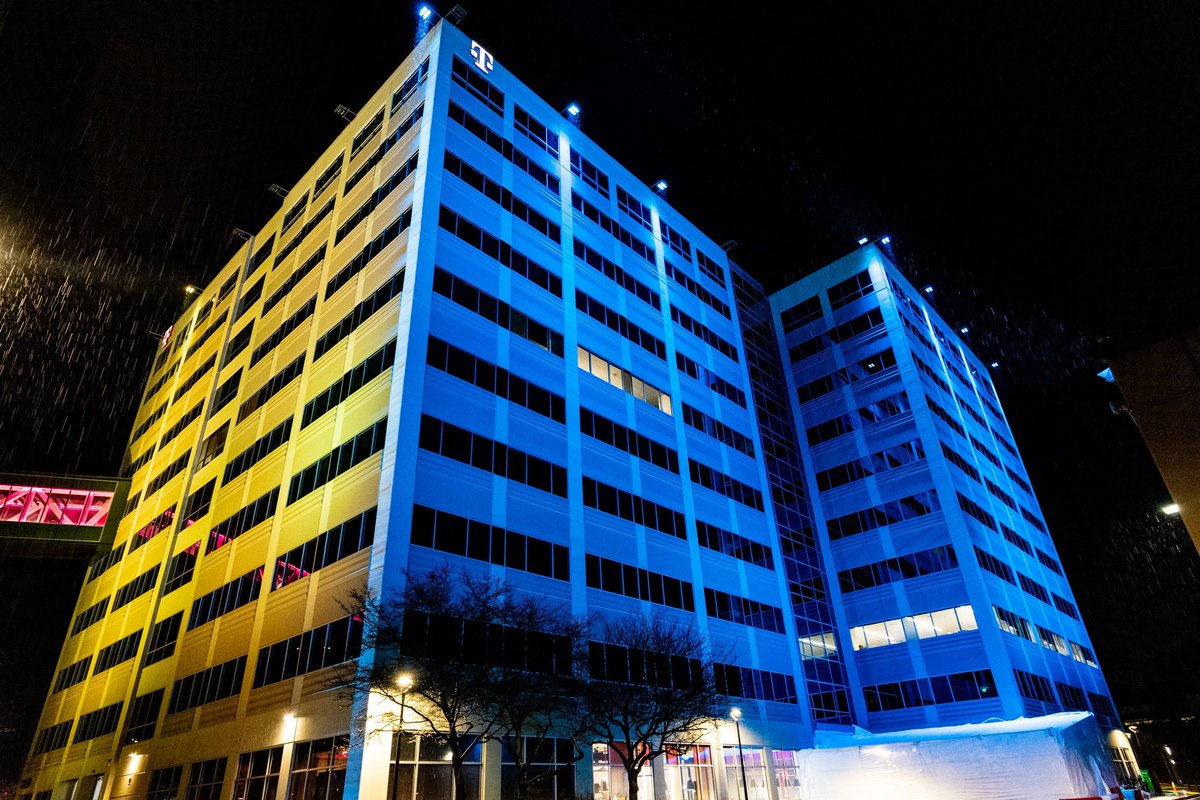 Mike Sievert tweet media