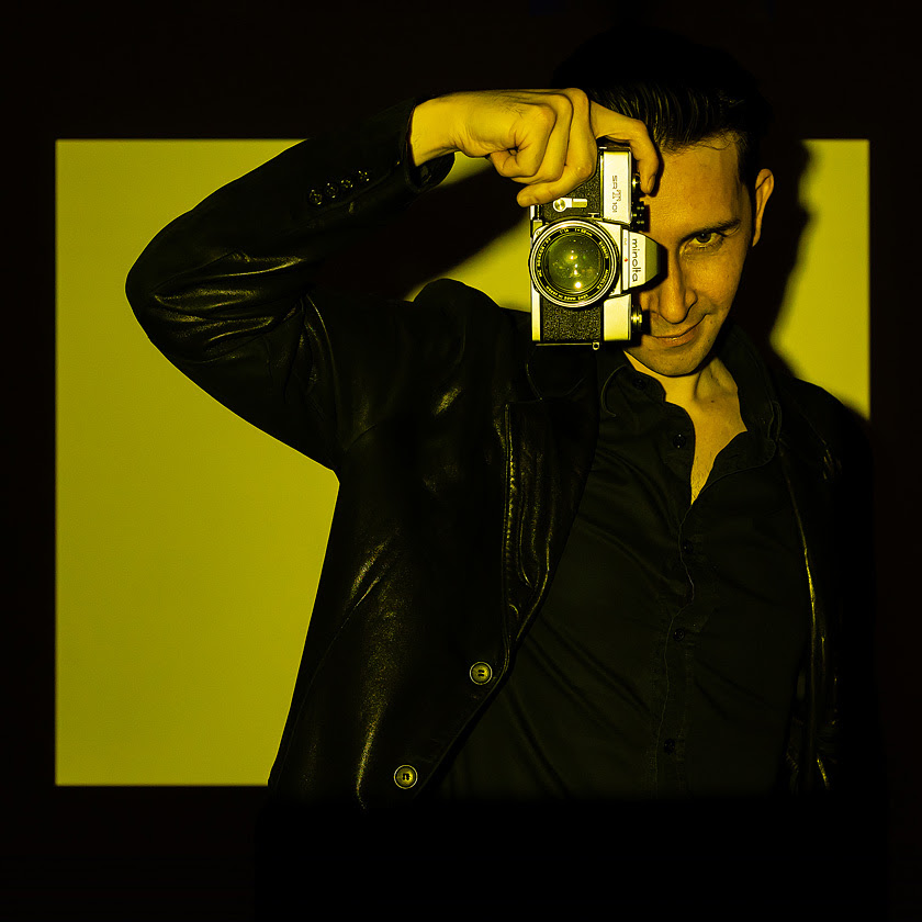 RadioExcaliber's tweet image. radioexcaliber.blogspot.com/2022/02/binary…

#BinaryDrift releases pop-rock gem #Velvet_Hearts

Ο τραγουδιστής / τραγουδοποιός Mauricio Yrivarrenaka Binary Drift κυκλοφόρησε το brit pop single του Velvet Hearts σε όλες τις πλατφόρμες streaming στις 11 Φεβρουαρίου