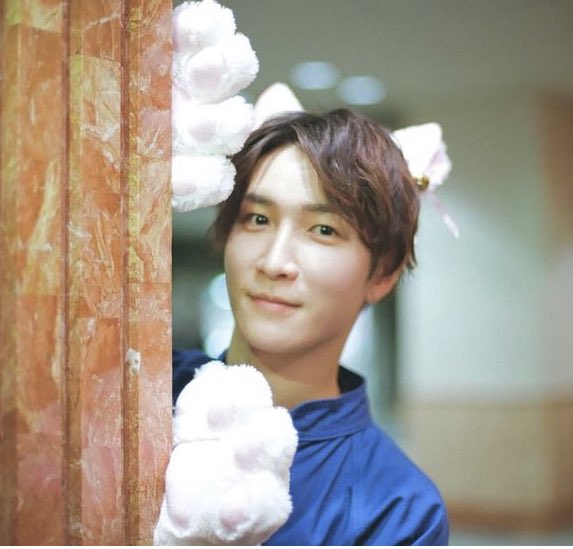 それSnowManにやらせてください 公式Instagram 💙渡辺翔太 衣装 (GOODS