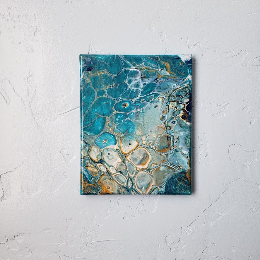 We have pretty art! 😍
shinysecretchic.com