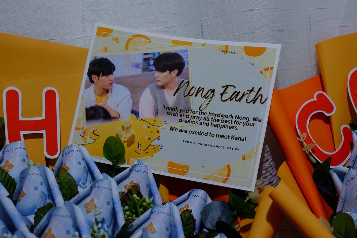 fur_noona's tweet photo. 02.28 [ Photoshoot 🧡 ]
Money bouquet 💐

A little something to say we miss you and we can't wait to see you both 🥰🧡

Cheers to @chamo_ph for another project together 🤭🥂
#CTRPANUWAT #earthchsn
#เอิร์ทคอป #คอปเอิร์ท
#EarthCop #CopEarth https://t.co/GRNjMExDi6