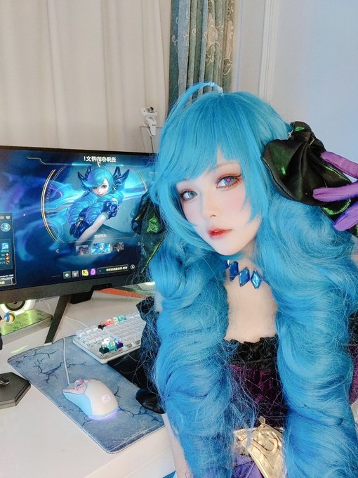 Twitterのコスプレ画像28