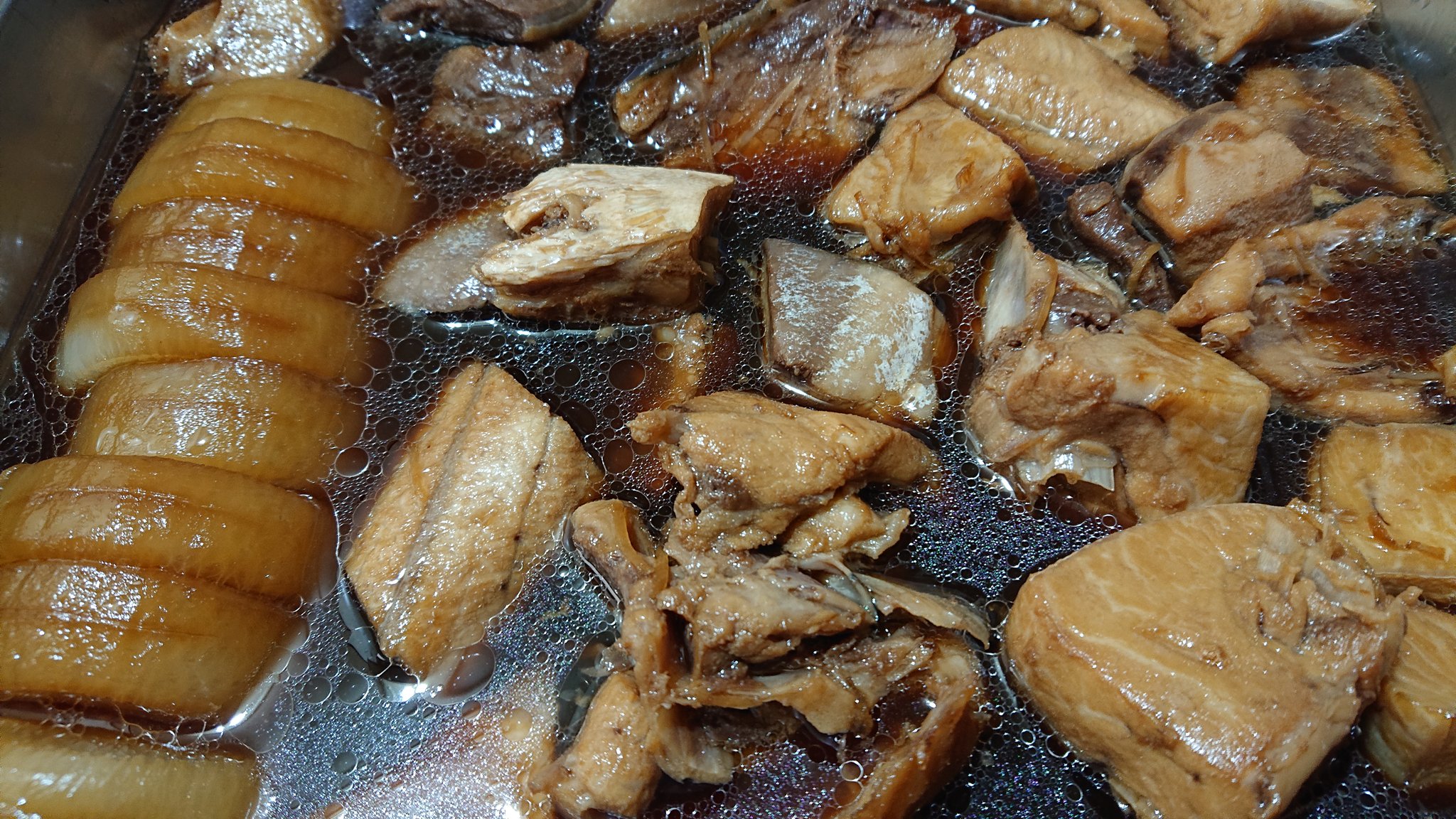 立ち呑み かみや お疲れ様です カツオ ぶり 真鯛 〆さば ぶりあら大根煮 本日おでんは休みます 宜しくお願いします 立ち呑み かみや 足立市場 鍋 鯛あら汁 足立区梅田 足立区梅島 T Co Gnioc4ca16 Twitter