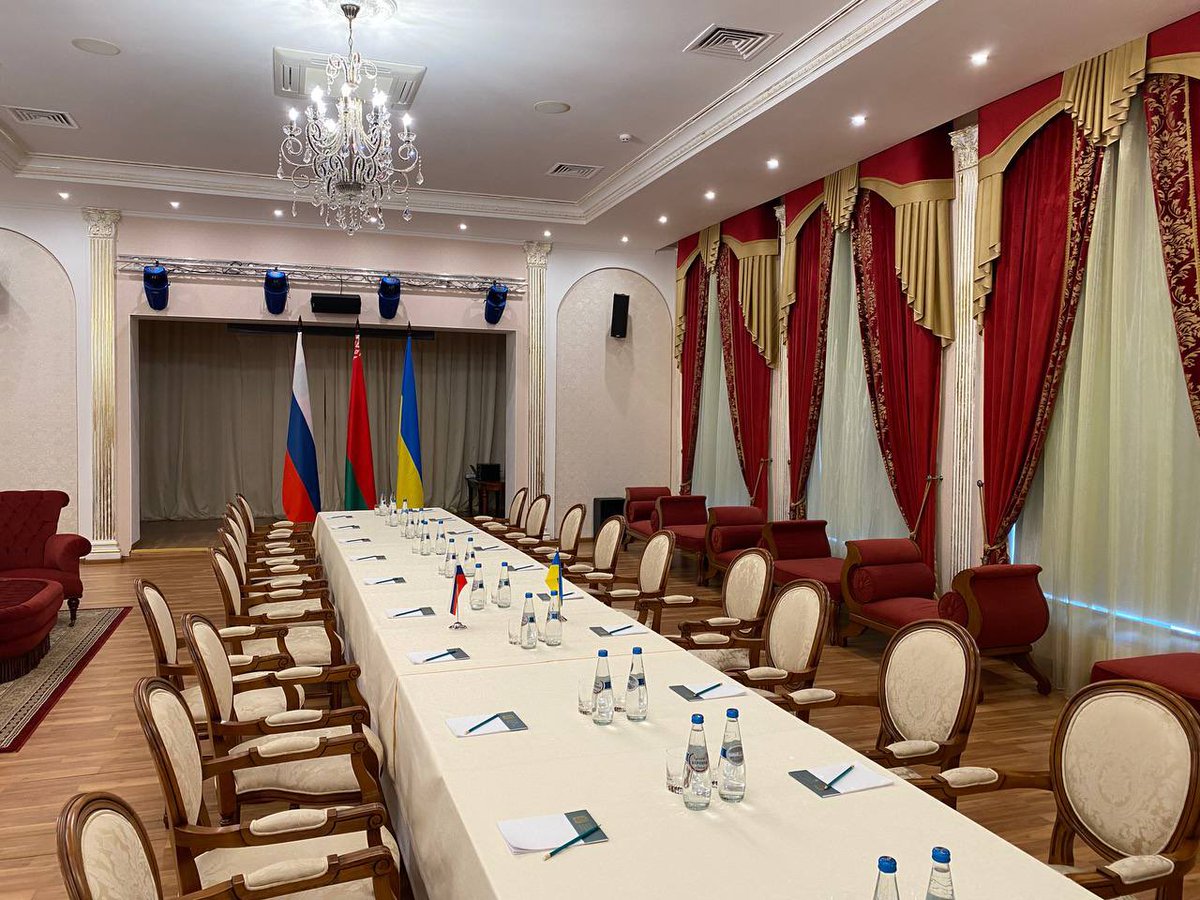 ⚡️🇷🇺🇧🇾🇺🇦In Belarus, everything is ready to host Russia-Ukraine negotiations. Waiting for delegations to arrive