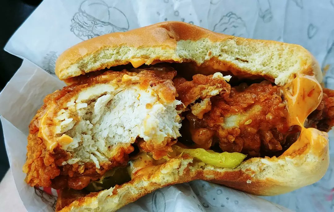 LORD of the WINGS tweet media