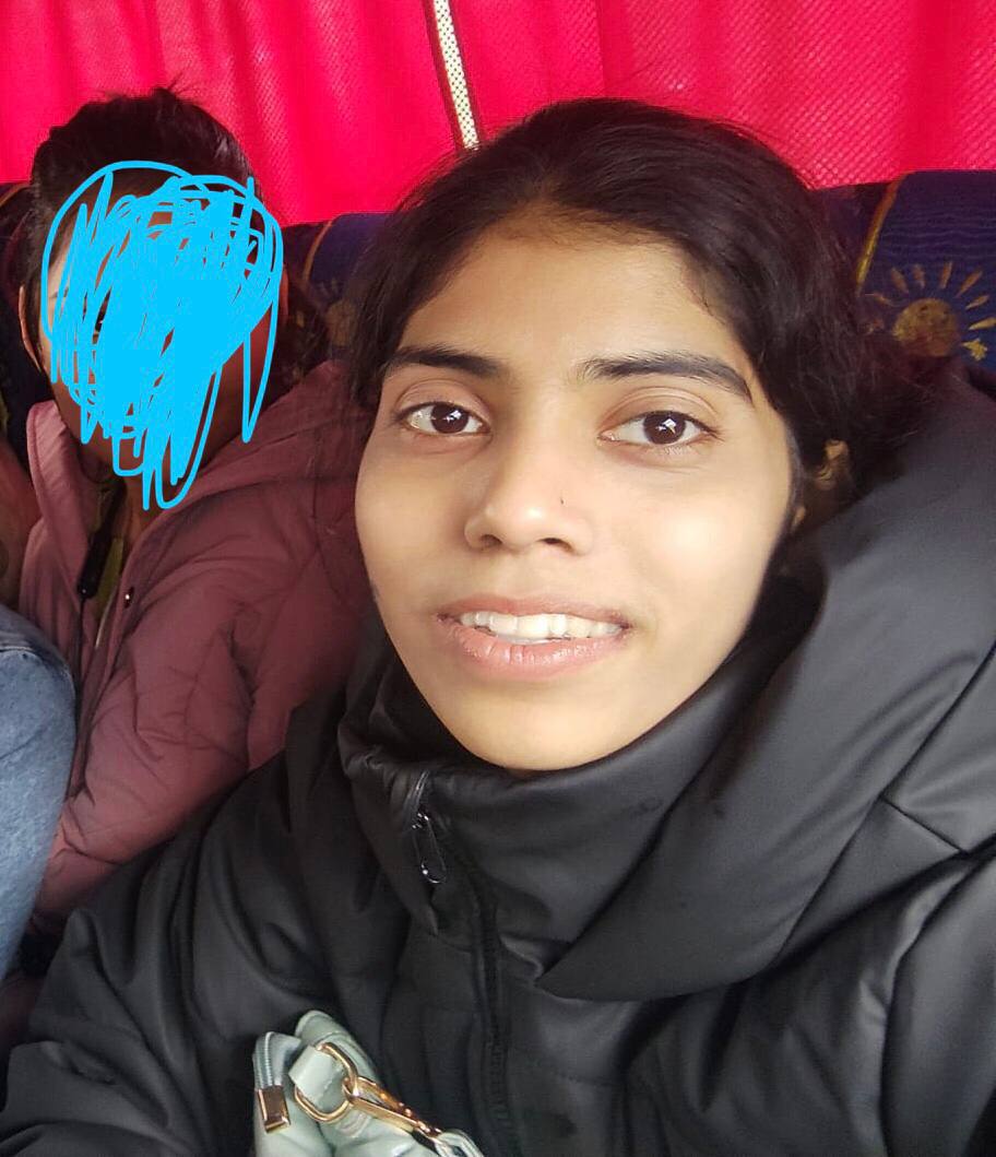 #Vinnytsia #UkraineCrisis

She is SHRADHA PATIL 
1st year student of VNMU
we are unable to connect her from yesterday!
If anyone seen her please let us know!!