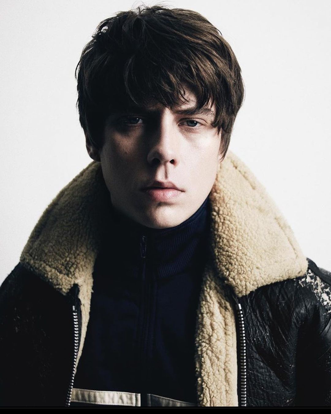 Happy Birthday to Jake Bugg (28 February 1994). 