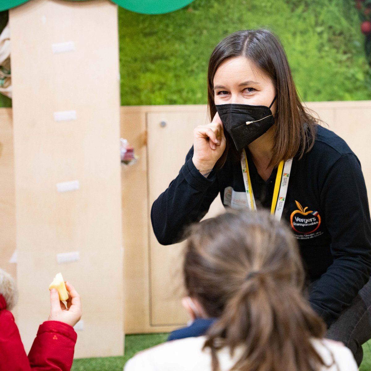 🍎 L’engagement des #pomiculteurs pour des méthodes de production respectueuses de l’#environnement et de la biodiversité dans les vergers vous est présenté par <a href="/VergersEcoResp/">Vergers écoresponsables</a> ! 👏