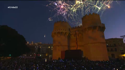 apunt_media's tweet photo. 🔥 La Cordà, la Despertà, la Mascletà i la Crida. En À Punt encetem les #Falles2022 al costat de fallers i falleres. Consulta tots els actes en què estarem per a no perdre-te'n cap i veure'ls des de casa: https://t.co/naC3BlYGE0 #LesFallesÀPunt 

📺 Demà, primera #Mascletà!💥👏 https://t.co/0QzOvFtr94