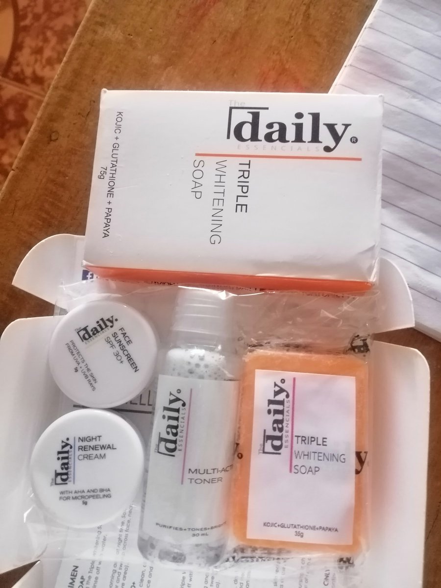 Halla na scam mo ko #alexailacad
#thedailyessentials.. Hahaha ang liit ng set ang cute hahhaha