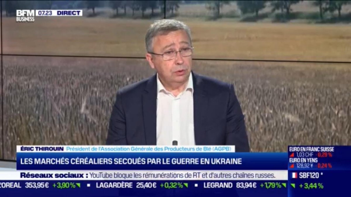 EricTHIROUIN's tweet image. La Russie et l'Ukraine=30% de la production mondiale de blé 🌾

Dans ce contexte, l'Europe 🇪🇺doit abandonner sa stratégie #FarmToFork qui prône la décroissance de 10% des surfaces agricoles !

⚠️Il y a urgence à garantir notre souveraineté alimentaire par une #agriculture forte