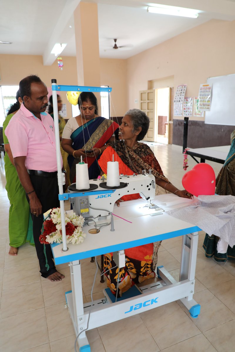WalkarooFoundtn's tweet photo. @WalkarooFoundtn
 We are happy to announce the formal inauguration of "Uyarvu '' Project at SHARANALAYAM, Coimbatore. "Uyarvu '' is a cloth bag sewing and printing training project of Walkaroo Foundation, the CSR arm of Walkaroo Group, for the upliftment of the destitute Women. https://t.co/3dTMcZ1m5r