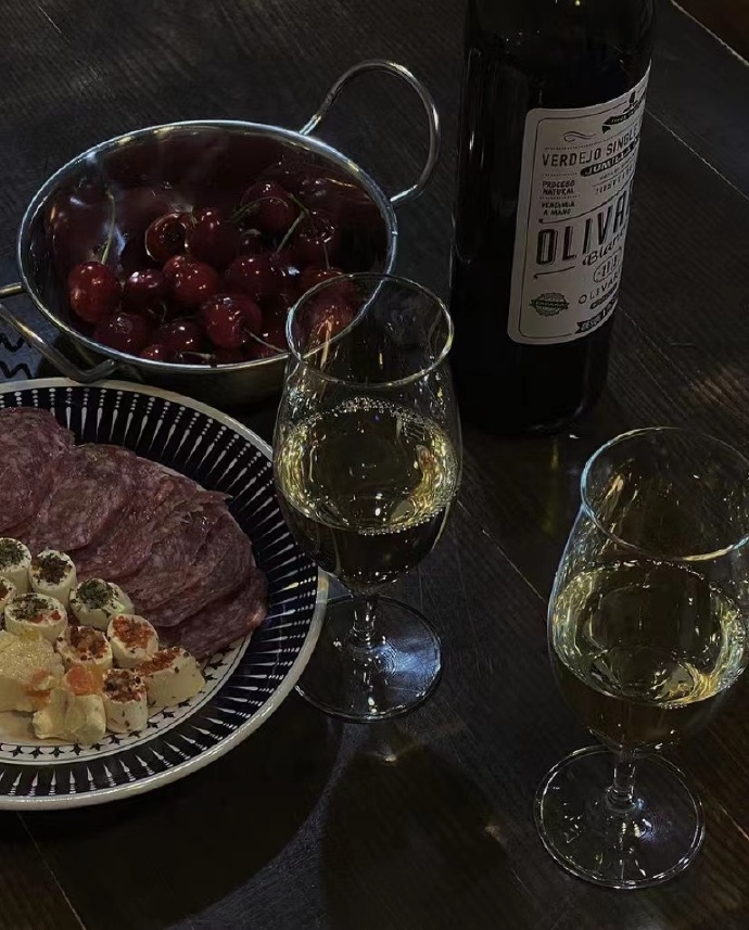 you got to put the past behind you before you can move on.