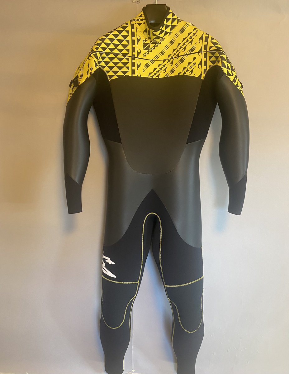 DaHuiJapan's tweet photo. DaHui Ocean Suit/2022
Long Chest & Back Zip
LINEカットで使用しているデザインジャージはポリネシアアンアートのデザイナーに作ってもらったこだわりのデザイン
#wetsuit #madeinjapan #nextlevel #hawaii #nortshore #dahui @kaha_kii https://t.co/M6BGHaj76Q