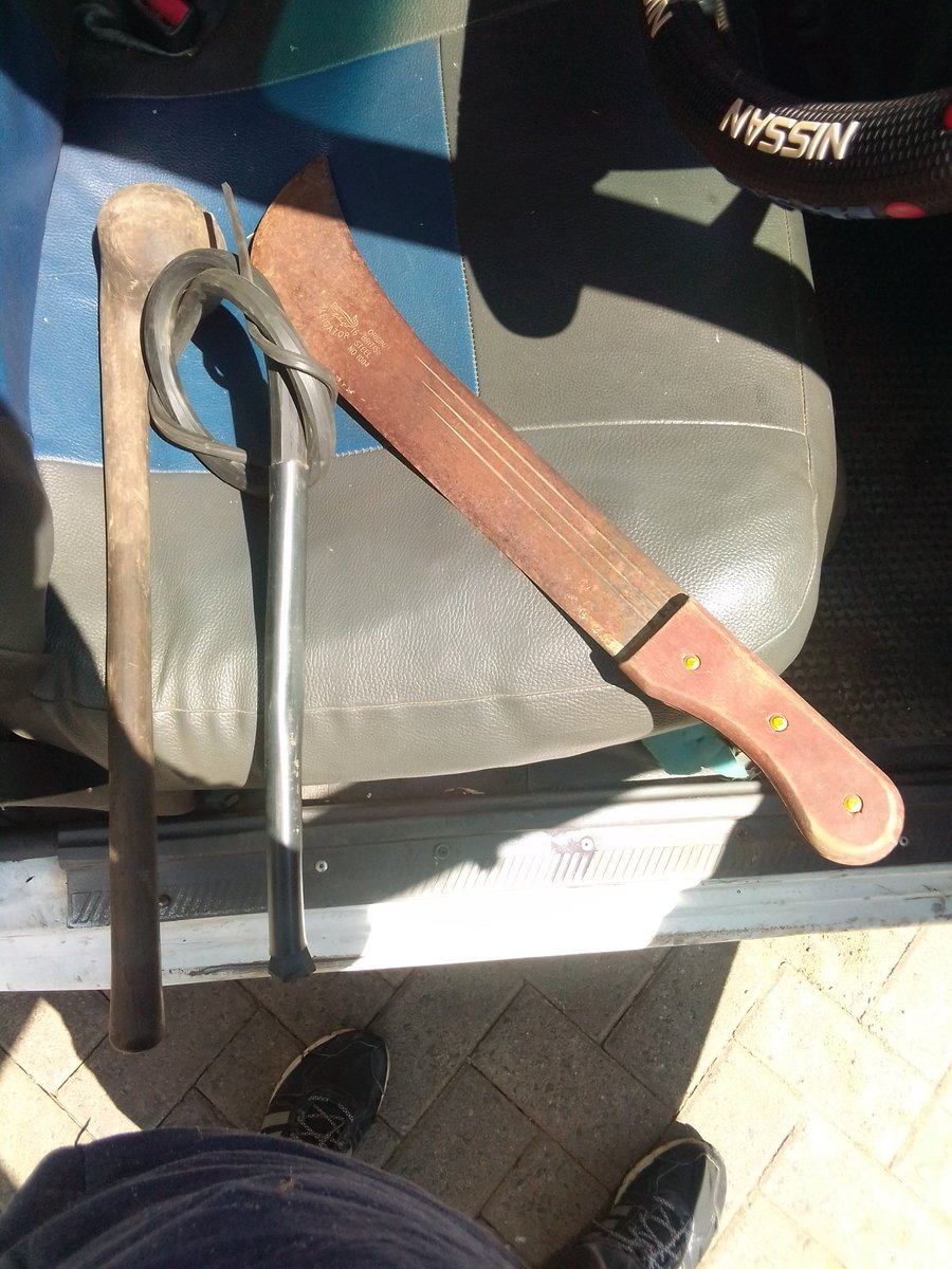 Lovingson_'s tweet photo. I hate road rage but leo a matatu driver provoked me tukavurugana, anyway, normalize having such artillery in your vehicle https://t.co/7W2eEjSPfH