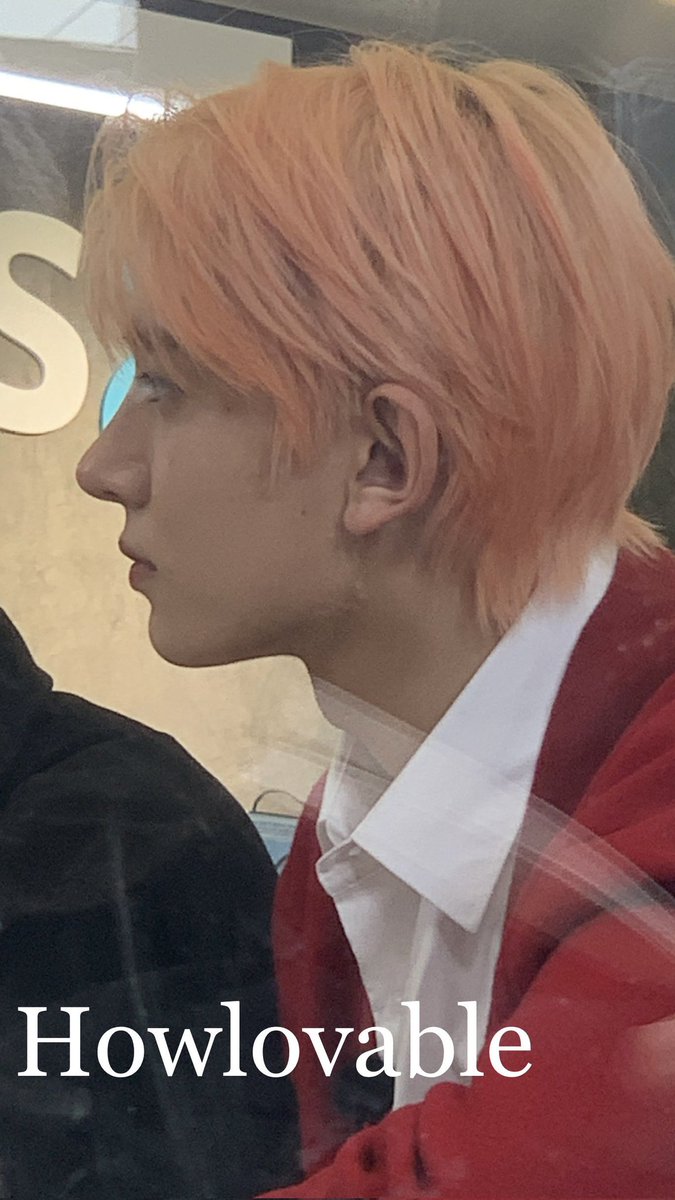 hspitch_'s tweet photo. Heeseung definitely has the best side profile. Man looks like a sculpture! https://t.co/QBm1YpwQ9y