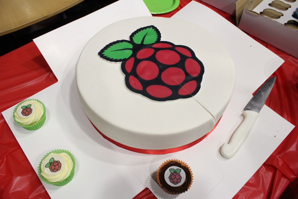 RPiSpy's tweet image. Happy Birthday @Raspberry_Pi. Got anything nice planned? #RaspberryPi10