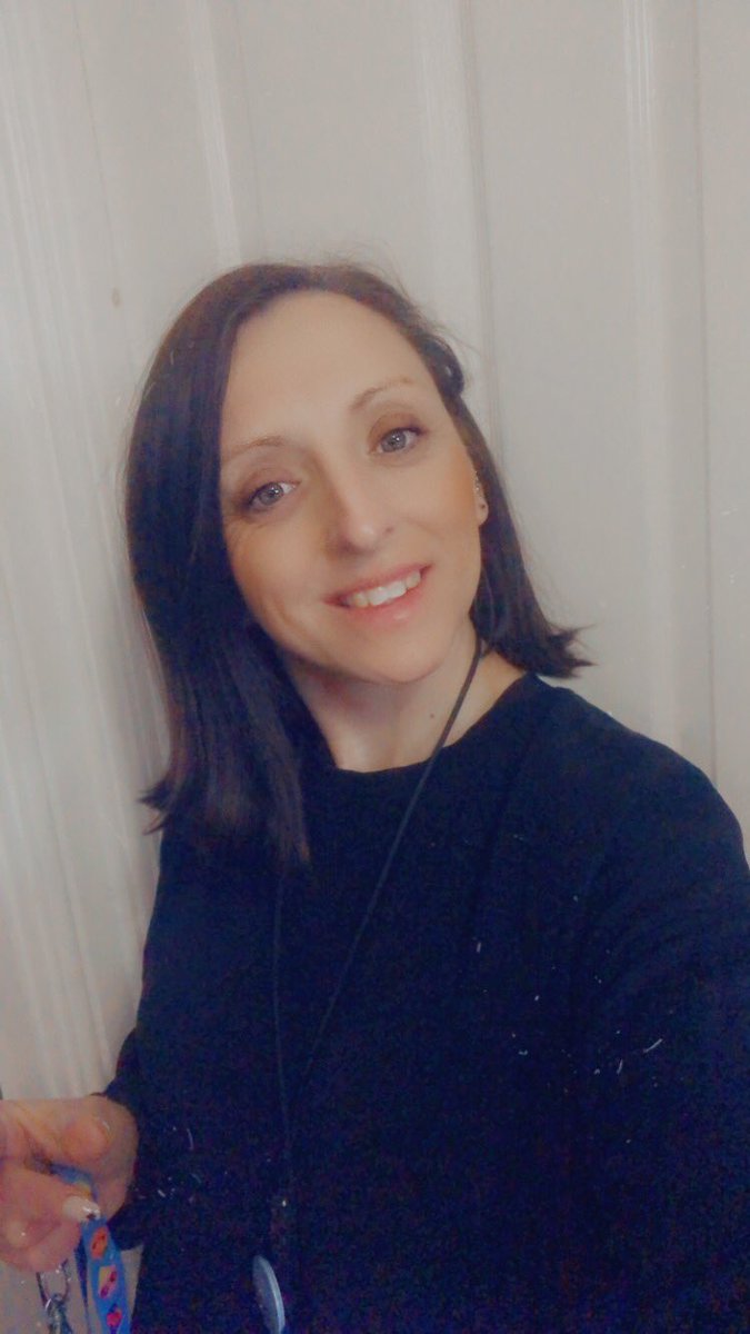 LarDeDa1's tweet photo. Manic Mondays!!! Poorly mini-me results in mad rush, stuff to reorganise and mum guilt!! Just an average day, this girl requests! #happymonday #refusetobebeaten #smileonandgetthroughtheday #nocryingallowed https://t.co/CpahFfc8XM