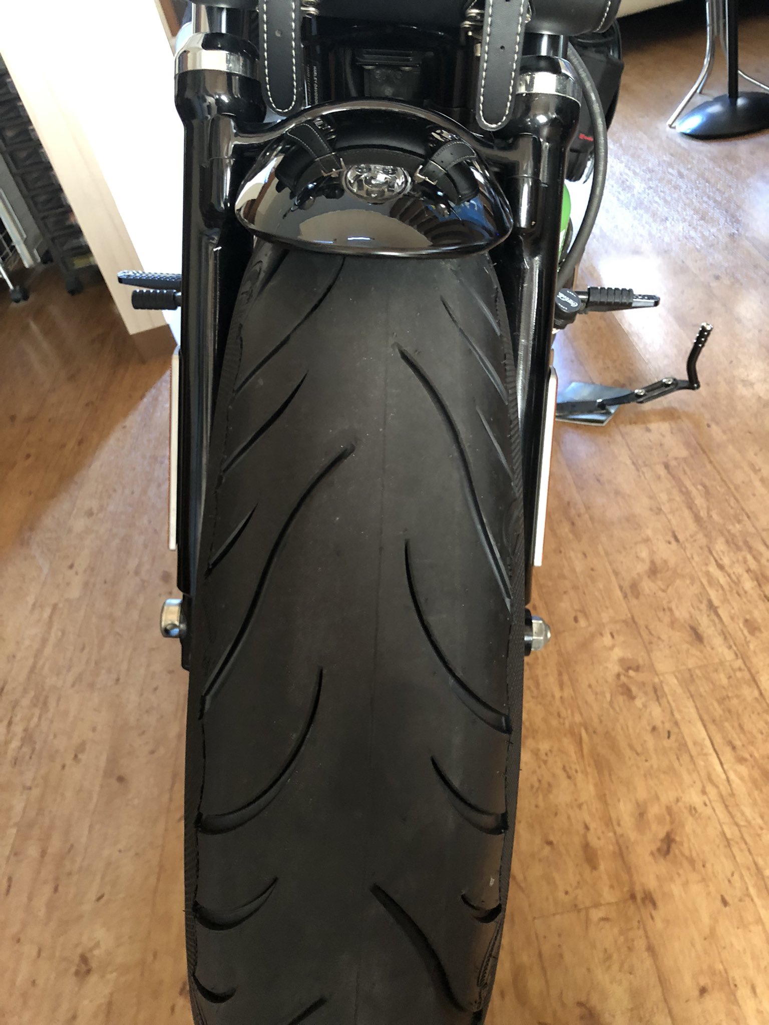 XL1200X フォーティエイト　フロント　純正ホイール　エイボンコブラ hiro-H on X: 