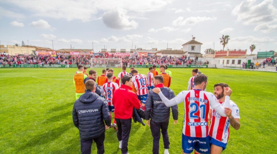 VideosACF's tweet photo. Un día especial, esta afición y este equipo no tienen palabras para describirse 🔴⚪🔥 https://t.co/4s9TR7fIzj