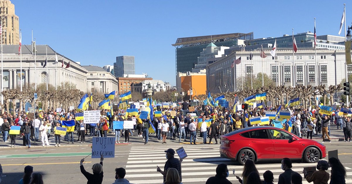 JCsupernova's tweet photo. #Ukraine #rally #Sunday #SF #SanFrancisco https://t.co/JcPopkh1yr
