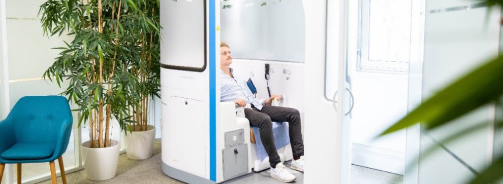 En partenariat avec <a href="/H4Dev/">H4D - Health for Development</a> et <a href="/ca_finistere/">Crédit Agricole 29</a> , une cabine de télémédecine a été installée sur @Brestopencampus , pour permettre aux étudiants de bénéficier d’un suivi de santé régulier ! Plus d’infos, par ici 👉 bit.ly/3tdYDkP