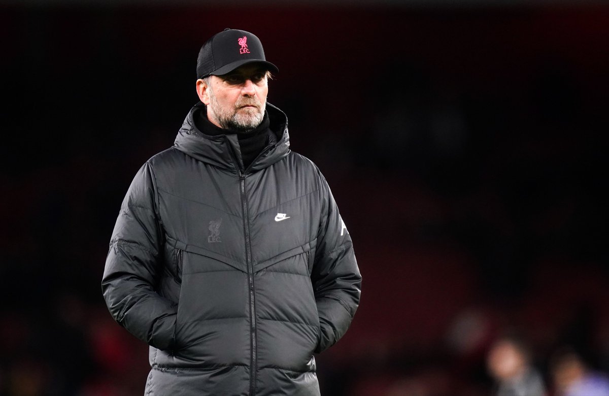 ActuFoot_'s tweet photo. Klopp sur Poutine : « Je ne comprends pas comment un adulte peut mettre le monde entier dans une telle situation, surtout les Ukrainiens. Je connais tellement d'Ukrainiens et de Russes également. Il ne s'agit évidemment pas du peuple, c'est la guerre d'un très mauvais homme. » https://t.co/843FGAXVoT