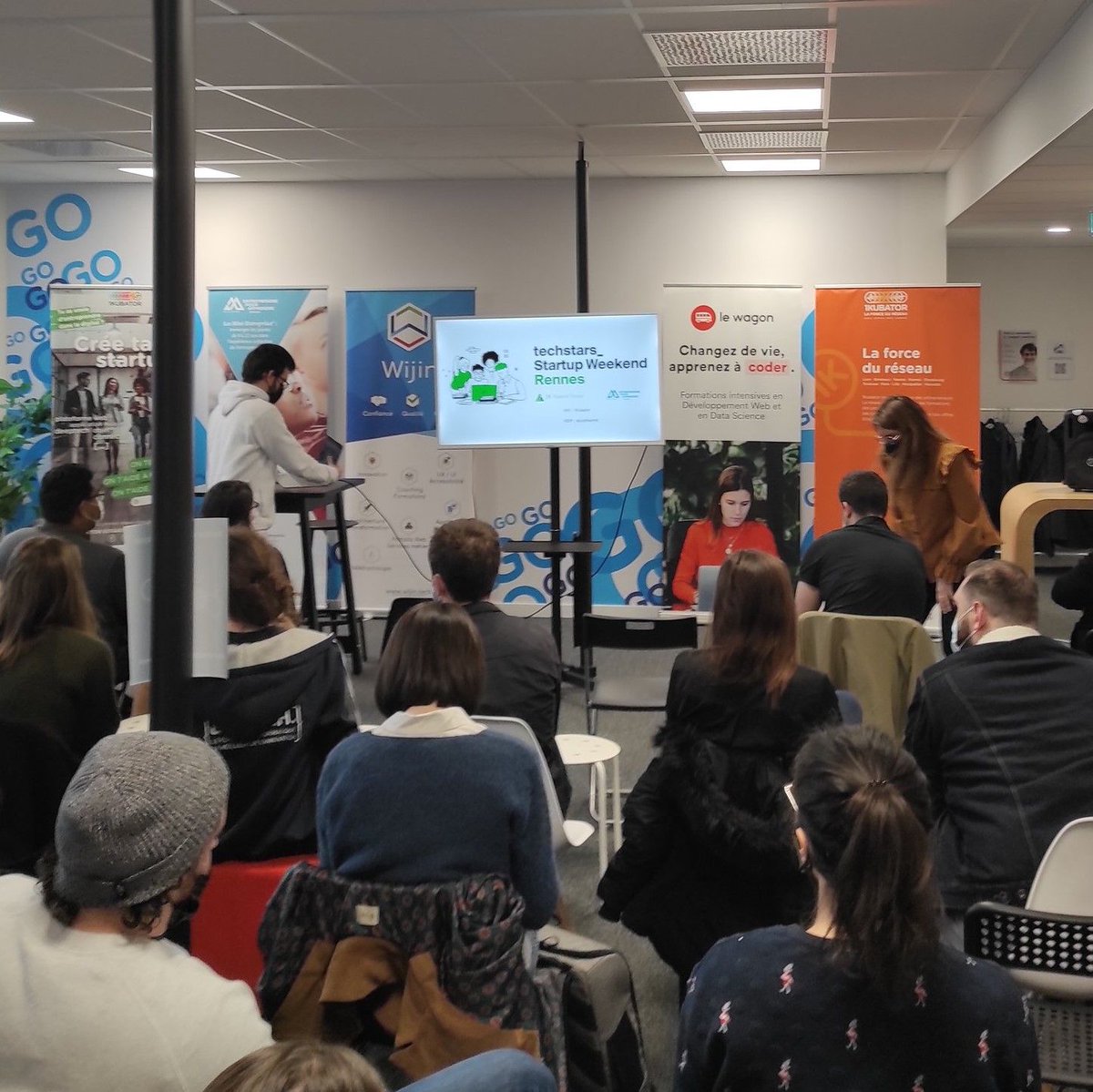 #INCUBATION ✈️ | Que d'événements ce week-end pour notre réseau <a href="/1Kubator/">1KUBATOR</a>. 😱

Pour commencer, nous avons organisé un #StartupWeekEnd à #Rennes !
Vous êtes curieux·euses de découvrir les pitchs des différents projets ? C'est par ici 👉 twitch.tv/1kubator_rennes

<a href="/Techstars/">Techstars</a>