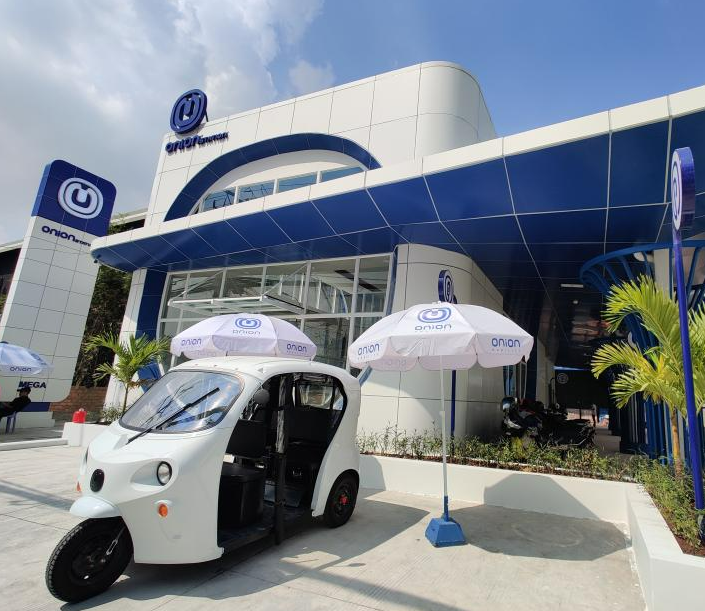 mvlchain's tweet photo. [[28th February Weekly News]

✅ Launching E-Tuktuk in Cambodia
✅ DEMO Discord achieved more than 2000 members
✅ Proceed the DEMO Discord Live AMA

MVL MONTHLY REPORT(January)
🏠 https://t.co/mIxR5MCt3N 

Please join us in MVL official channels
➡️ https://t.co/5NVp7kkmA0 https://t.co/kkkMzdyliG
