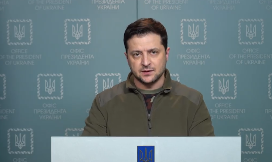 EuropeanPravda's tweet photo. Зеленський закликав ЄС невідкладно прийняти Україну за новою спецпроцедурою
https://t.co/cCdToaDIzU https://t.co/jZksQzvQmu