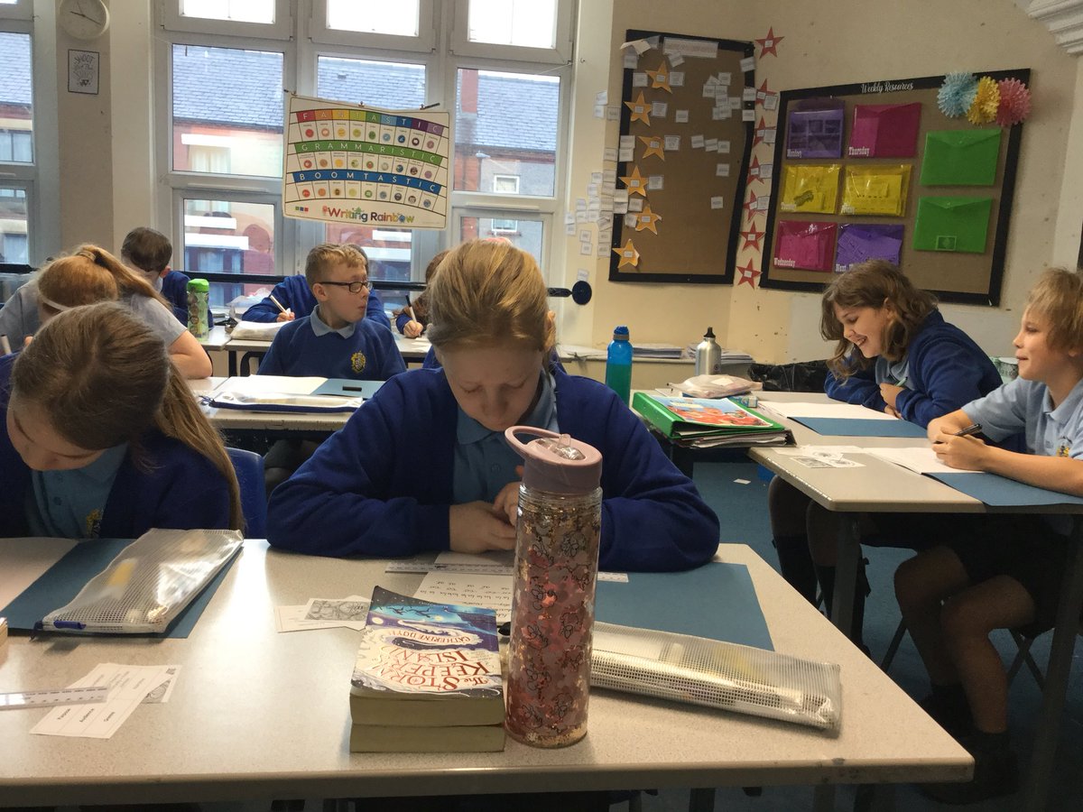 LSTClass_14's tweet photo. We are starting the half term with some handwriting this morning! #stpsEnglish https://t.co/9DhrBwRbps