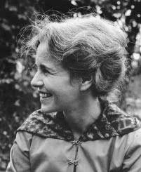 CRMatematica's tweet photo. #MathCrushMonday Anneli Cahn Lax (1922-1999)
Tesi doctoral El problema de #Cauchy per a una #PartialDifferentialEquation amb característiques múltiples reals. Editora de la #LibrarySeriesNewMathematical, va treballar per fer les matemàtiques accessibles per a tothom. https://t.co/cqUBINXmVN