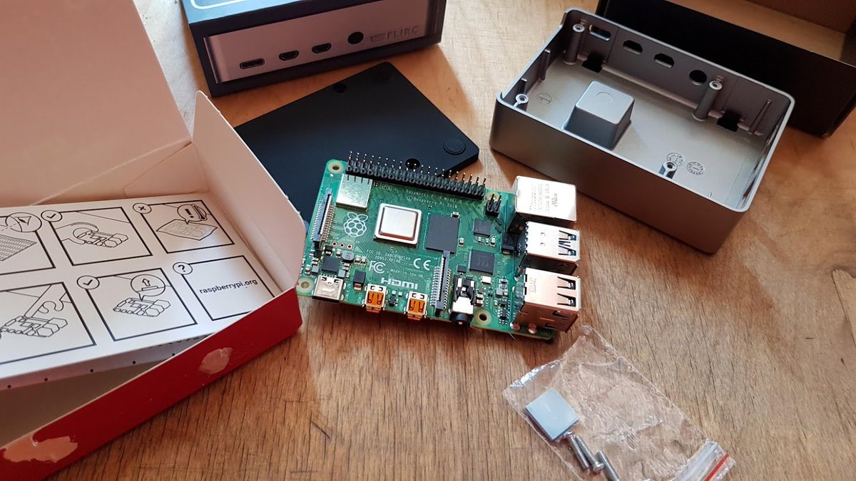 cyzen's tweet image. Happy Birthday!  #RaspberryPi10