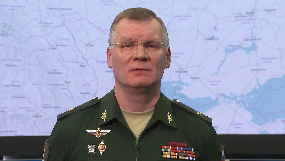 CanalDigitalN's tweet photo. 🇷🇺🇺🇦 | Ministerio de Defensa de Rusia aseguró que los residentes de Kiev pueden abandonar la ciudad con seguridad por la autopista Kiev-Vasylkov y reiteró que las fuerzas rusas "solo lanzan ataques contra objetos militares". 

#Rusia #Ucrania #Guerra #Ukraine #Putin #Ukrainian https://t.co/Mh0GPvXBqI