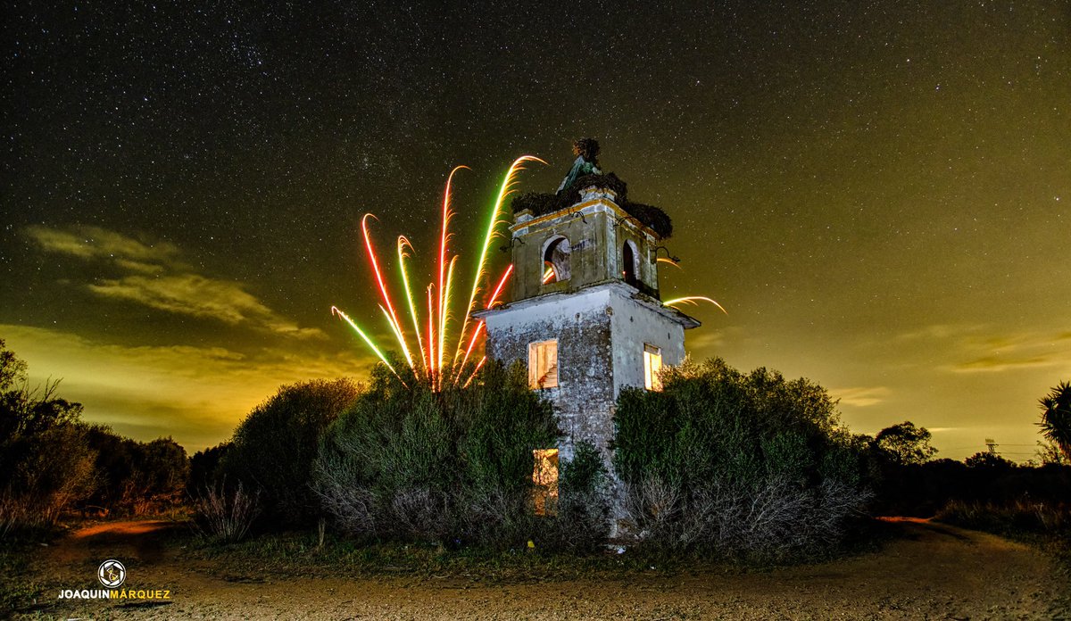 FELIZ DÍA DE ANDALUCÍA. 

Fotografía de un típico cortijo andaluz en la Puebla del Río.

<a href="/fujifilm_es/">Fujifilm España</a> <a href="/STAFpuntoes/">STAF.es</a>