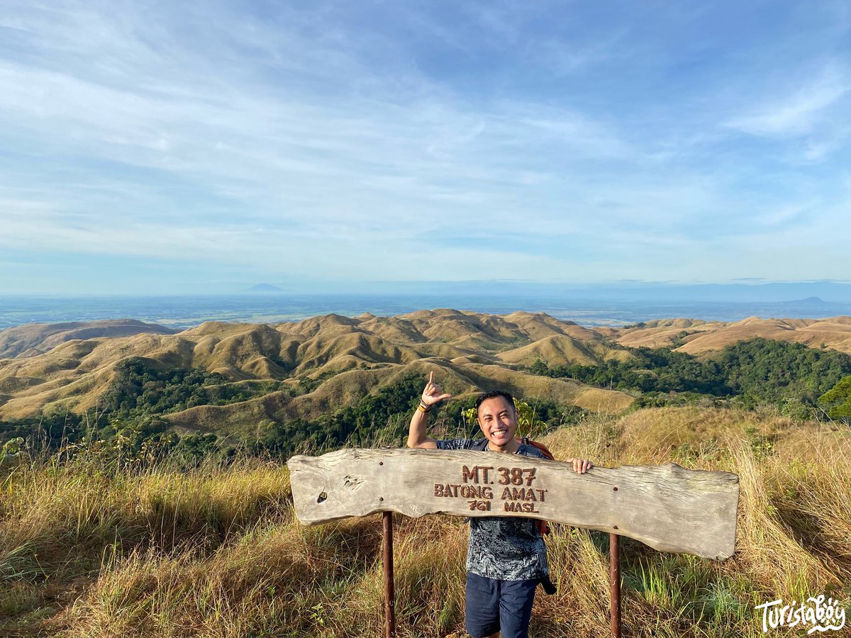 turistaboy's tweet photo. 143 from Mount 387! ❤️ Since it’s roughly a month before my 30th birthday, dalhin ko kayo sa bundok na madali lang akyatin (na may maganda ring view!) ⛰
Basa! 👉🏼 https://t.co/fDLDbO2kz9
#TuristaBoy #Mount387 #BaguioBloggers #ItsMoreFunInThePhilippines #TourismPHL #TPBgovPH https://t.co/WAEMlcSq88