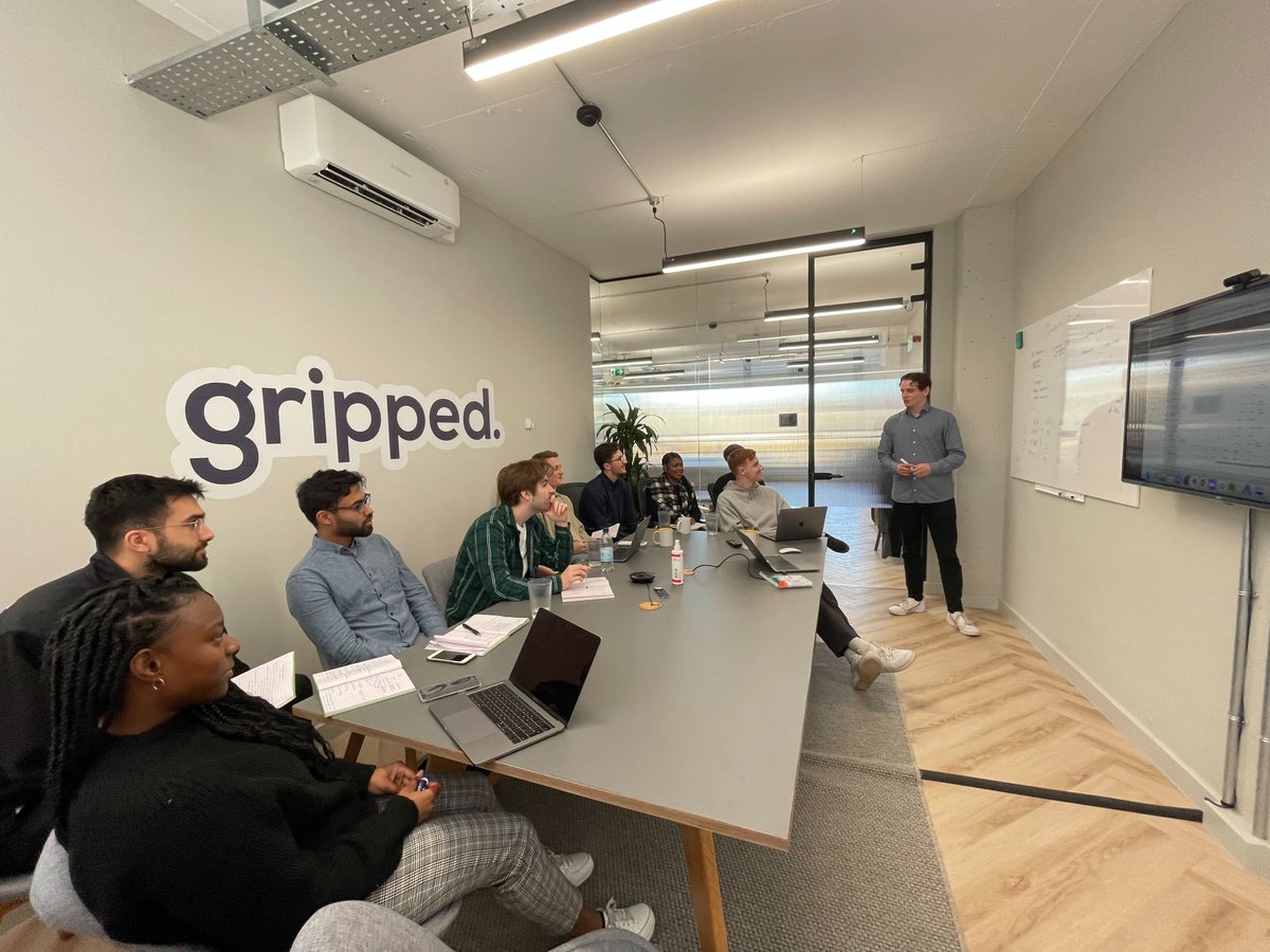 Gripped tweet media